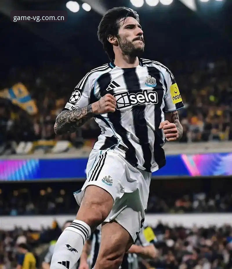 曼联中场双星引援深度分析：托纳利与埃德松转会背后的策略博弈